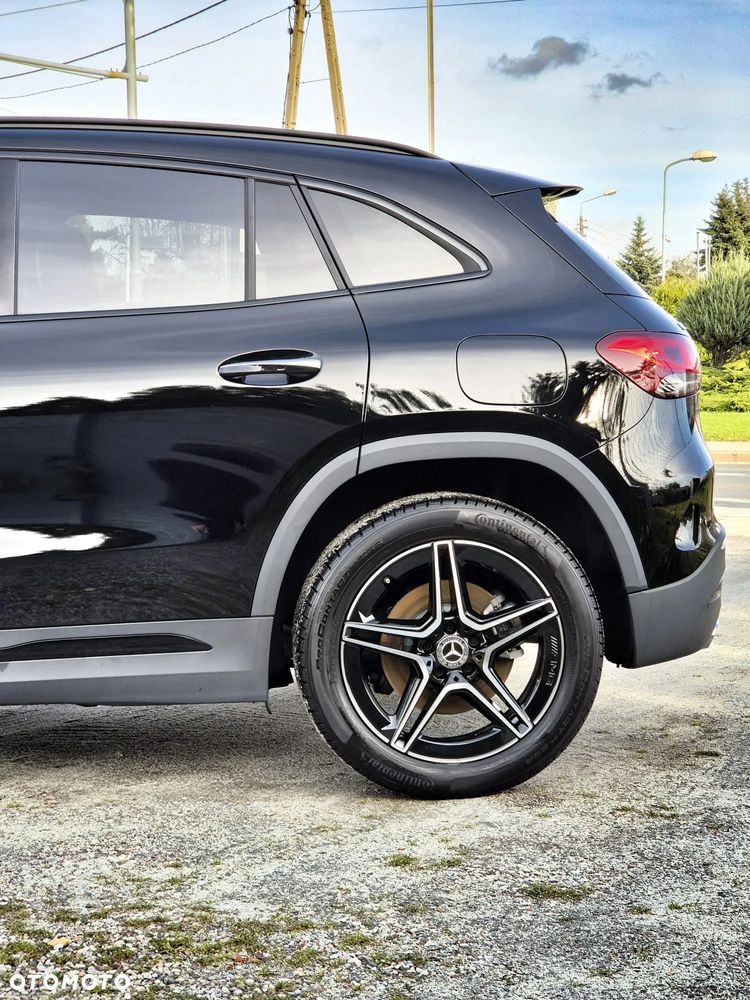 Mercedes-Benz GLA 250 8G-DCT AMG Line - 2