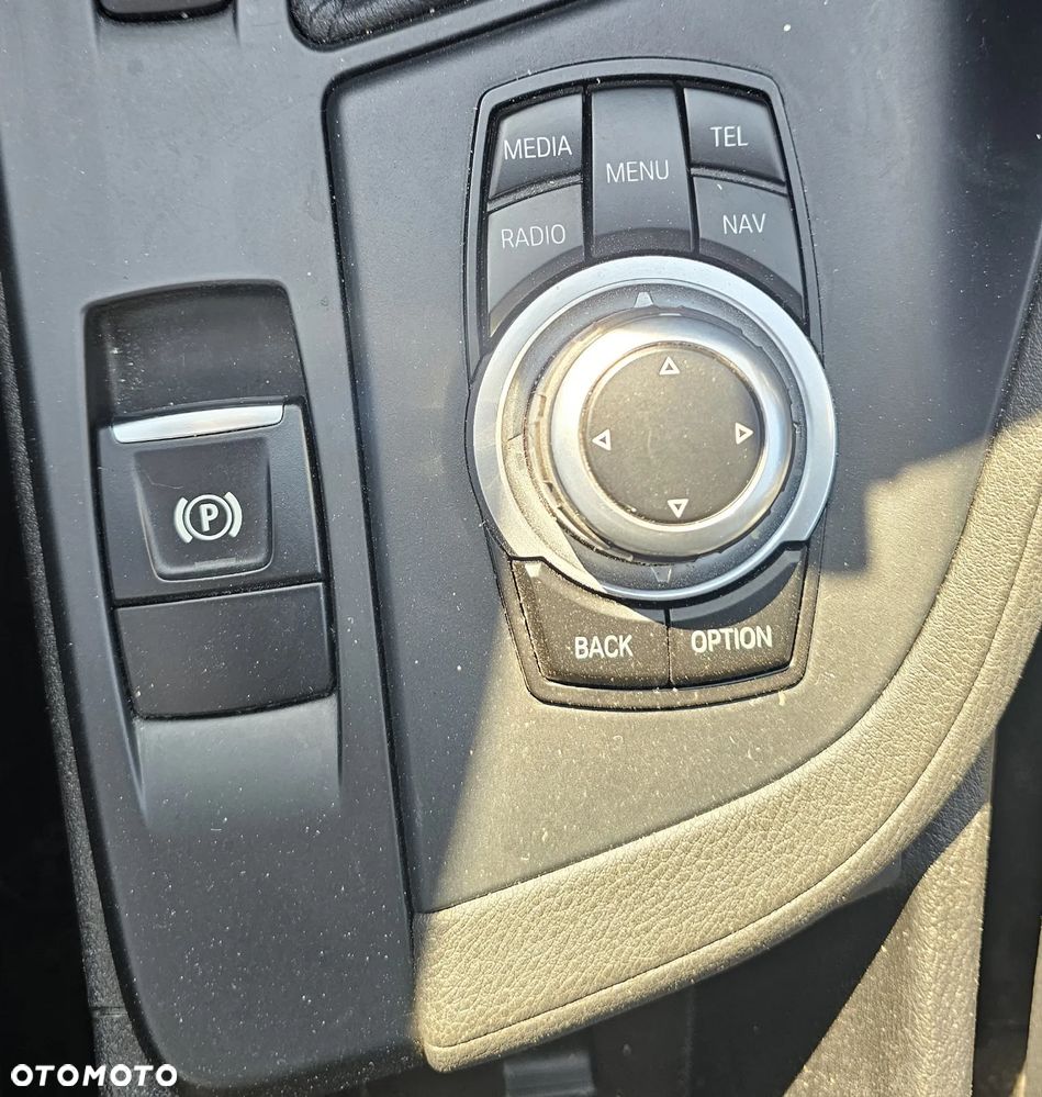 BMW X1 sDrive18d Advantage sport - 19