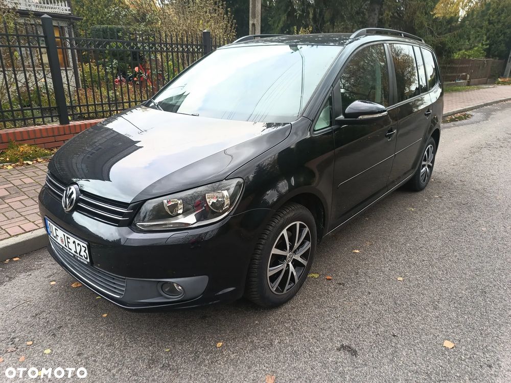 Volkswagen Touran - 11