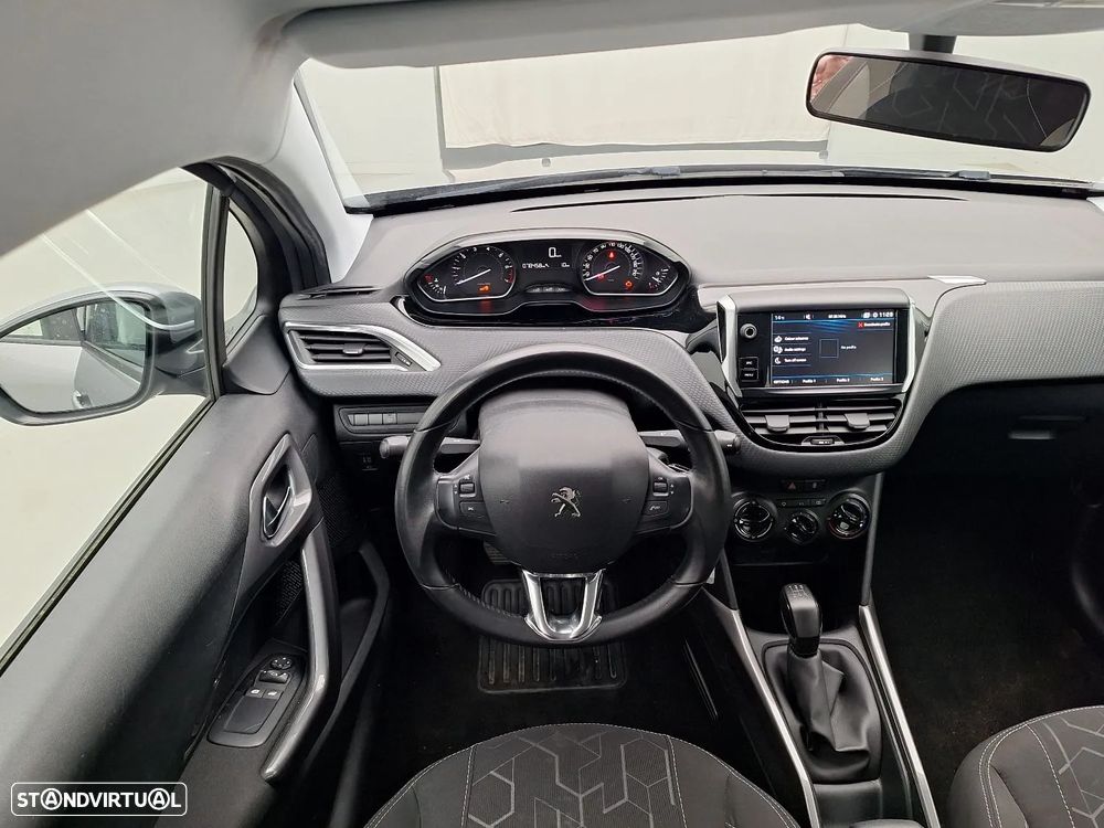Peugeot 2008 PureTech 82 Active - 6