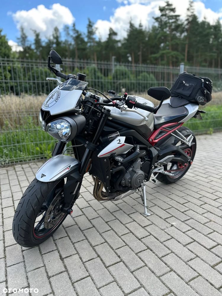 Triumph Street Triple - 2