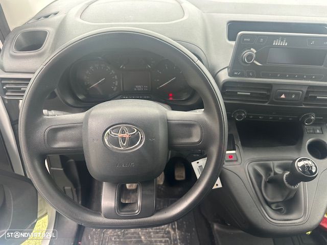 Toyota PROACE CITY LONGA 3 LUGARES - 10