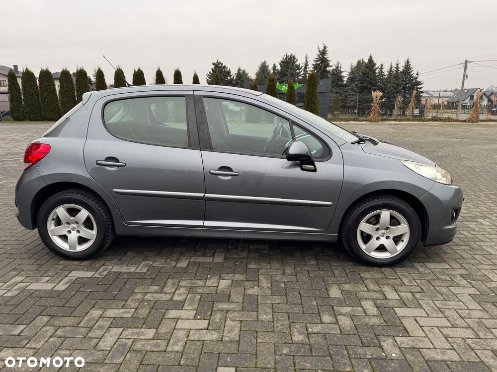 Peugeot 207 1.4 Trendy - 6