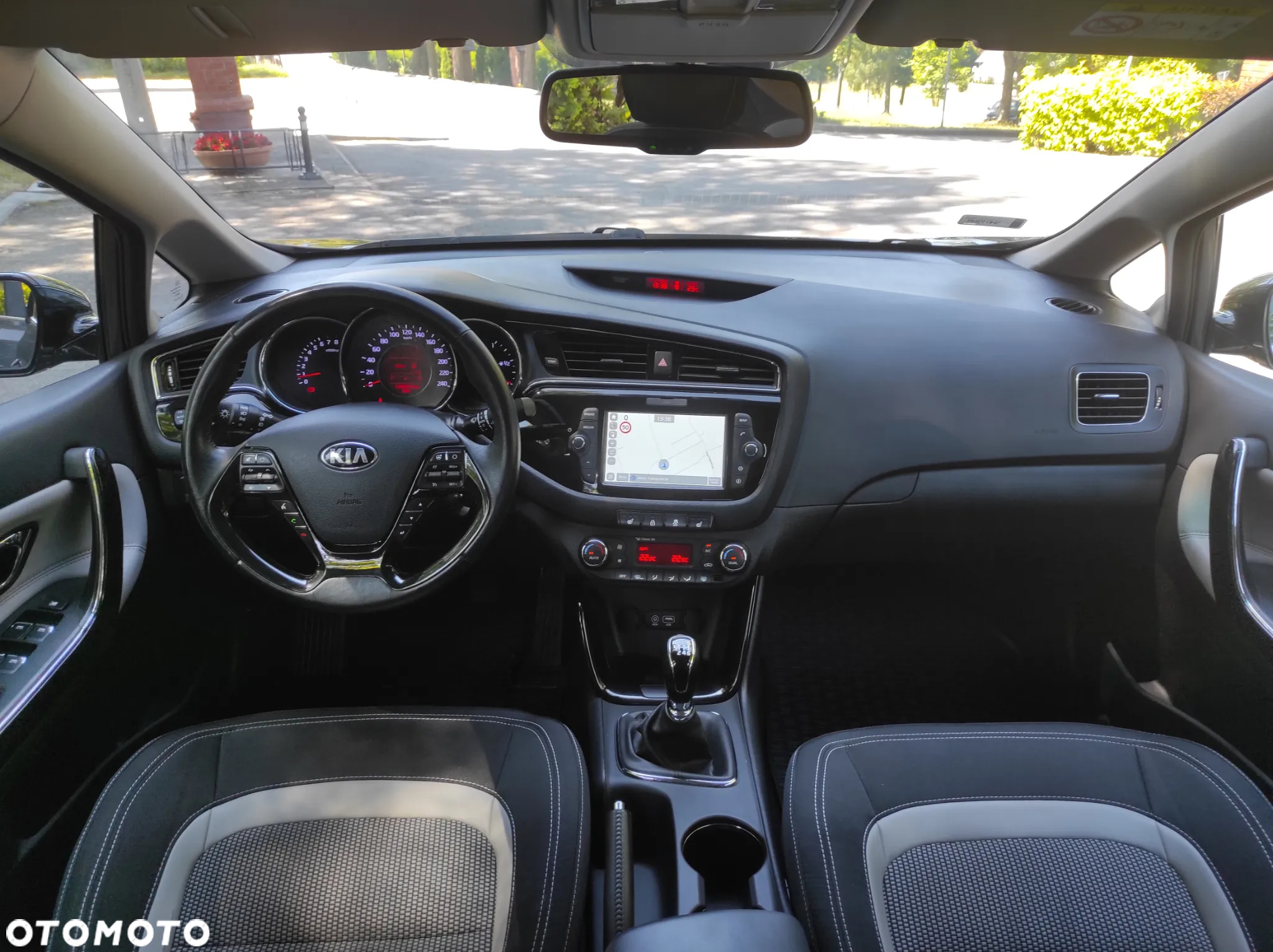 Kia Ceed 1.6 GDI Platinum Edition - 11