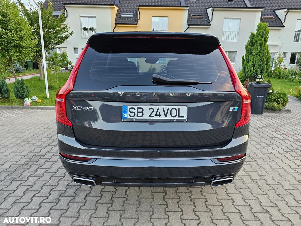 Volvo XC 90 D5 AWD R-Design - 2