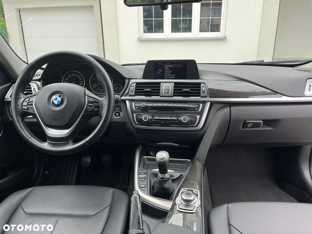 BMW Seria 3 316d Luxury Line - 10