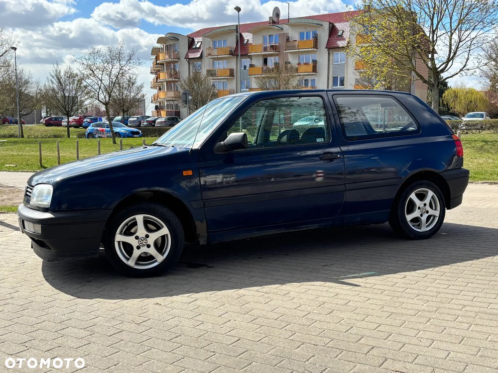 Volkswagen Golf 1.4 - 3