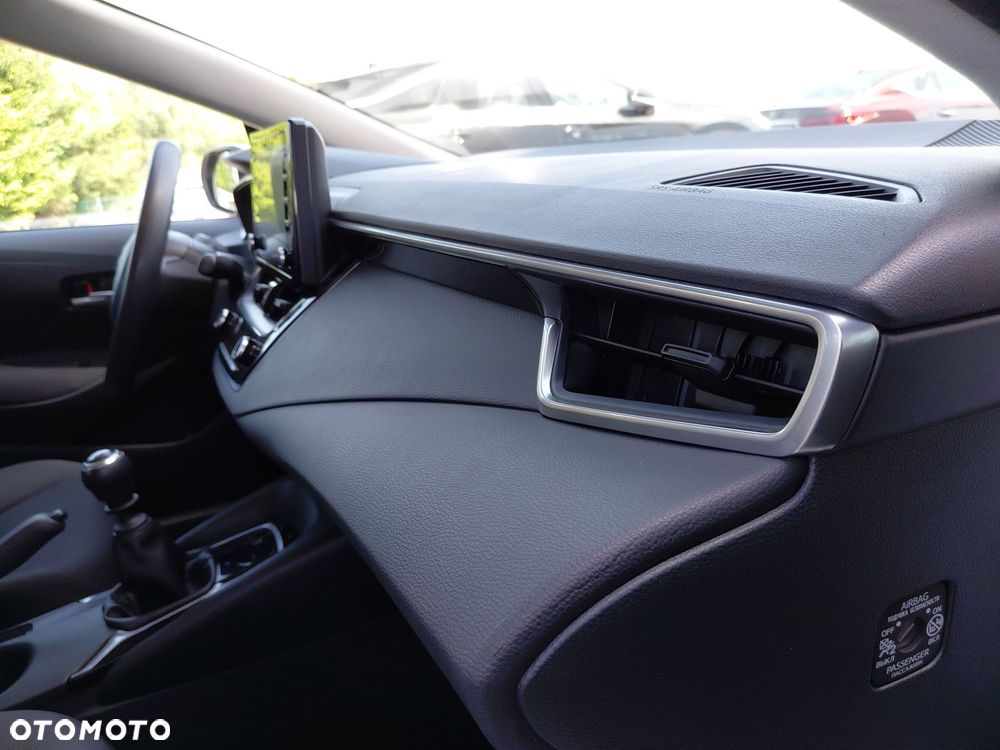 Toyota Corolla 1.5 Active - 26