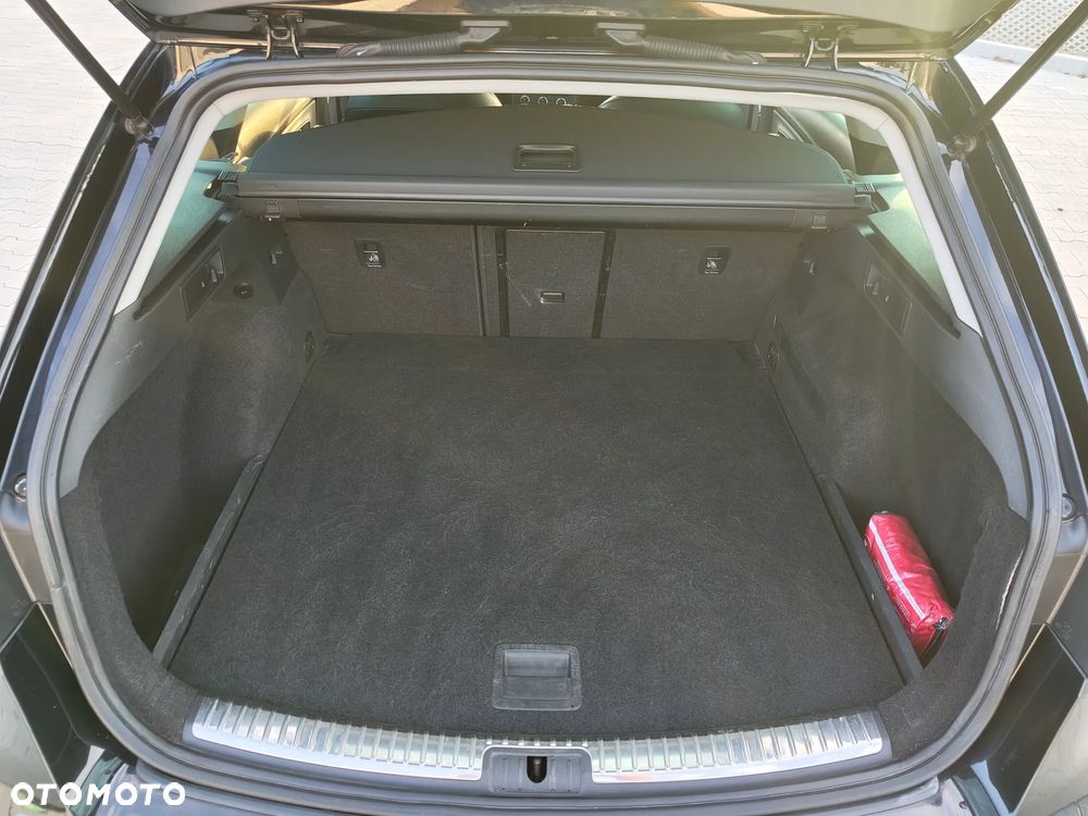 Seat Leon ST 2.0 TDI Start&Stop DSG FR - 17