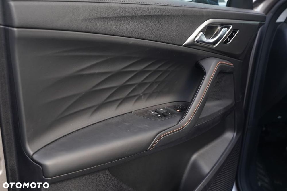 MG HS 1.5T HEV+ Excite - 10