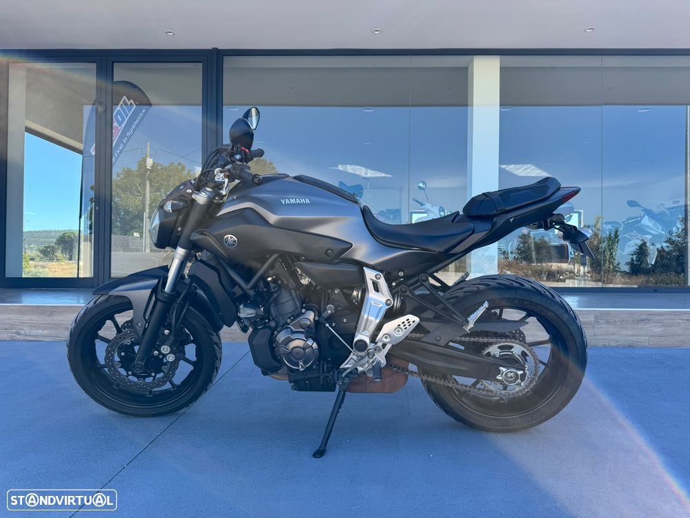 Yamaha MT-07 - 1