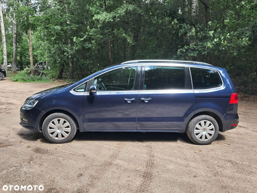 Volkswagen Sharan 2.0 TDI Highline DSG - 2