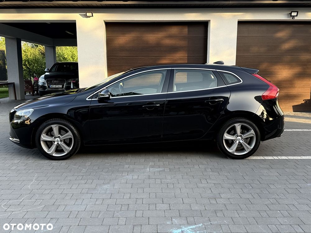 Volvo V40 T3 - 3