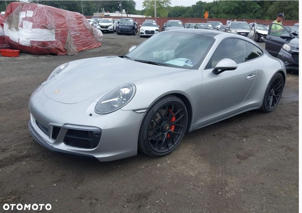 Porsche 911 Carrera GTS PDK - 38