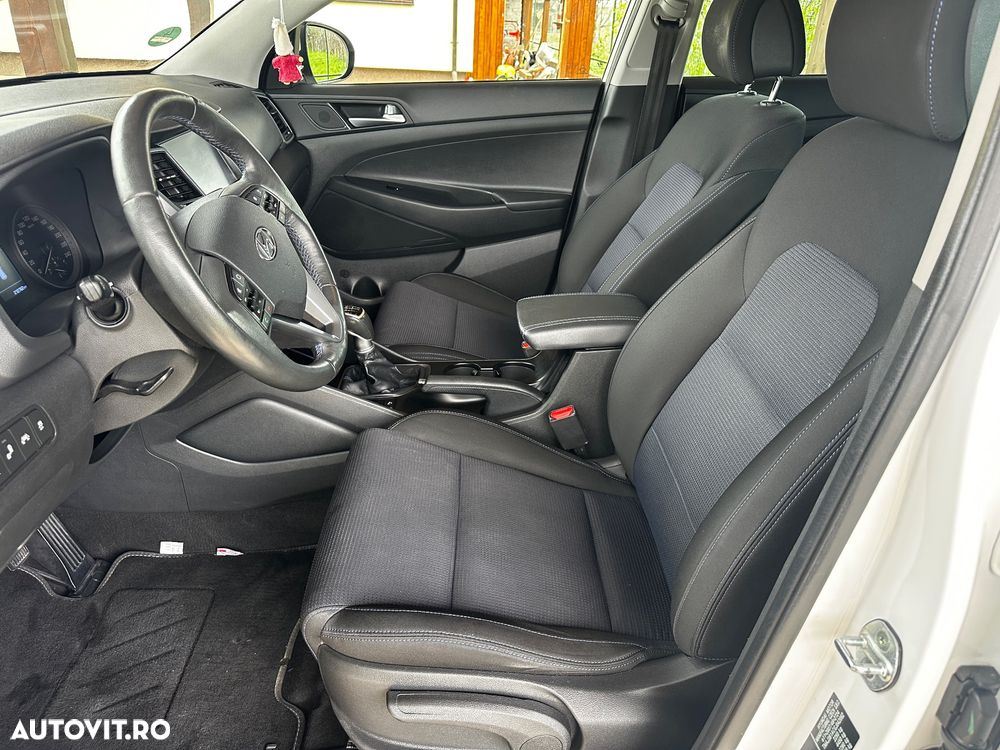 Hyundai Tucson 2.0 CRDI 4WD Intro Edition - 14