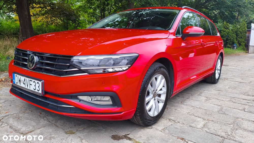 Volkswagen Passat Variant 2.0 TDI SCR DSG Business - 9