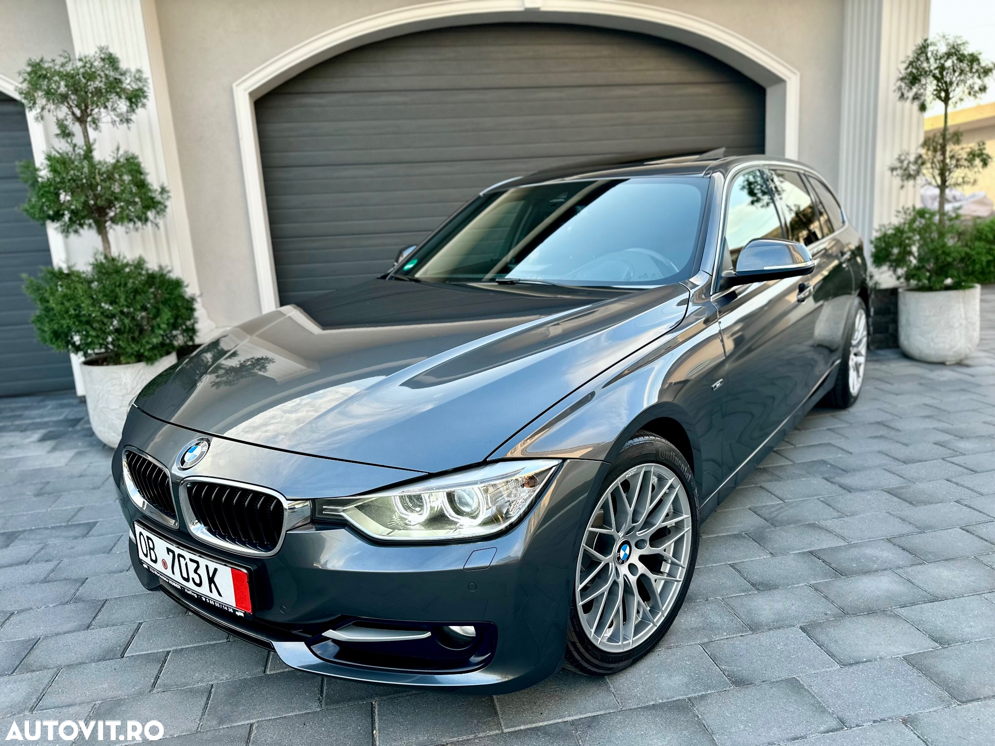 BMW Seria 3 320d Sport Line - 2