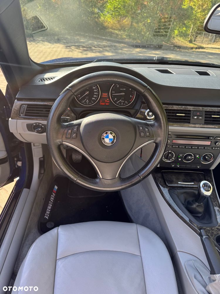 BMW Seria 3 - 22