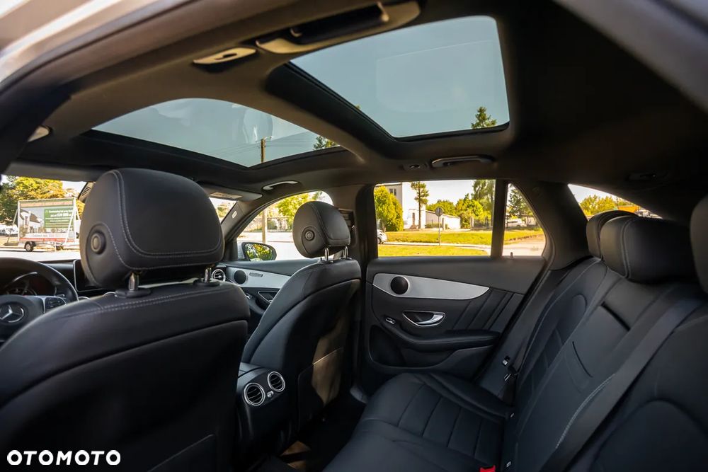 Mercedes-Benz GLC 250 d 4Matic 9G-TRONIC AMG Line - 18