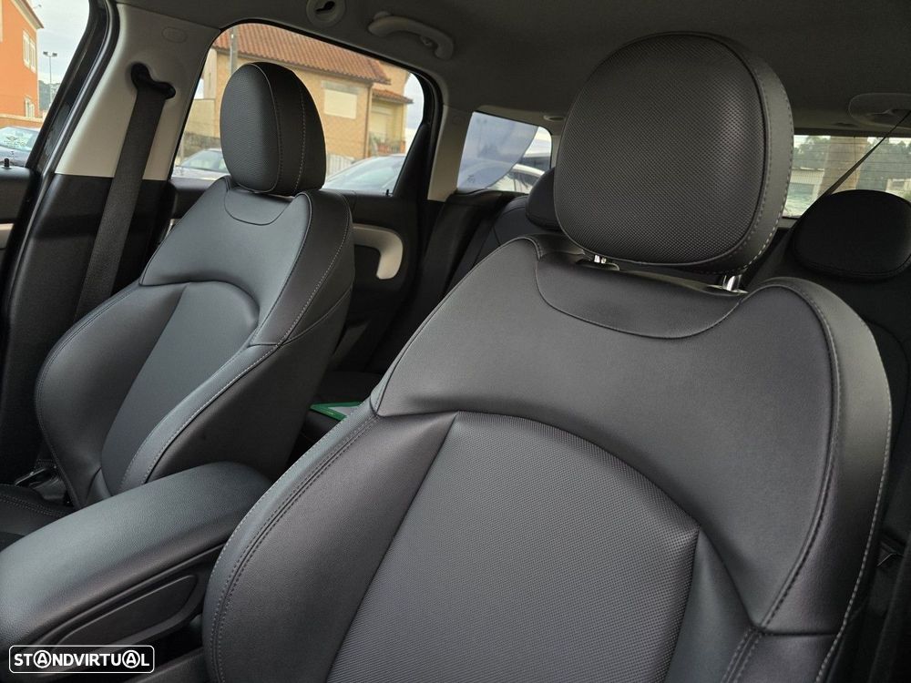 MINI Countryman Cooper SE Premium Essential Auto - 40