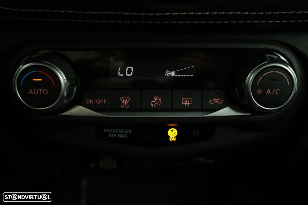 Nissan Juke 1.0 DIG-T Tekna - 13