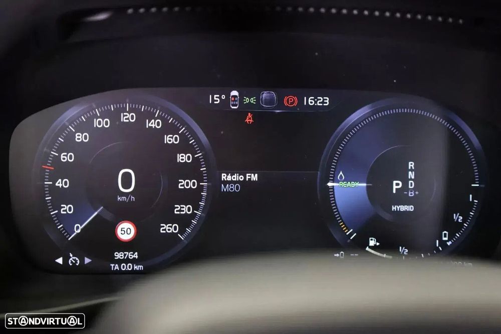 Volvo XC 40 1.5 T5 PHEV Momentum Plus - 27