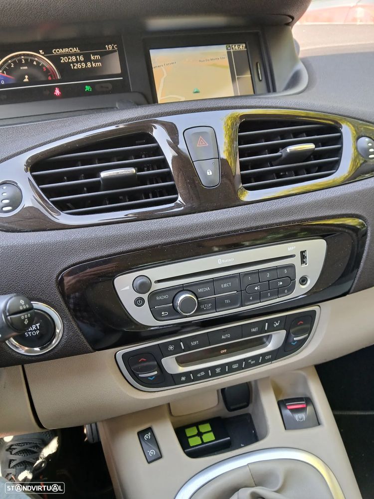 Renault Grand Scénic 1.5 dCi Luxe SS - 9