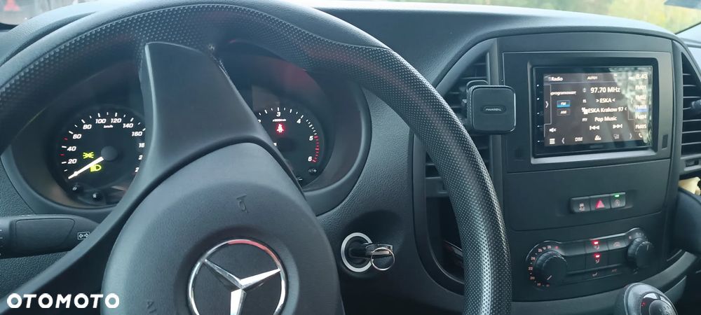Mercedes-Benz VITO - 11