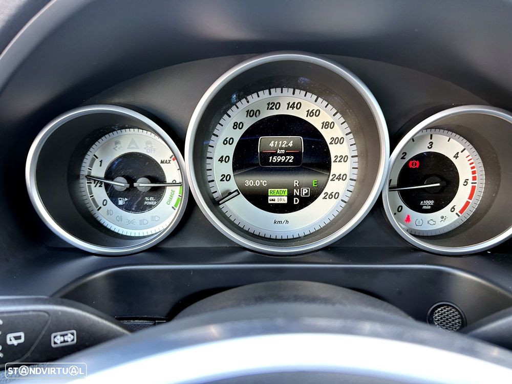 Mercedes-Benz E 300 Bluetec Hybrid Avantgarde - 16