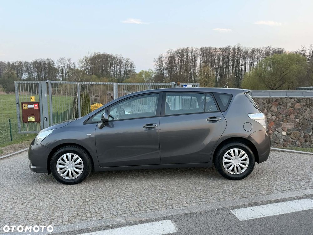 Toyota Verso 2.0 D-4D Sol SW 7os - 3