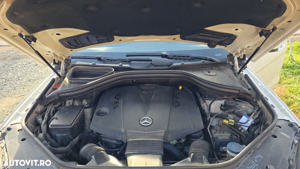 Mercedes-Benz ML 350 BlueTec 4MATIC Aut - 14