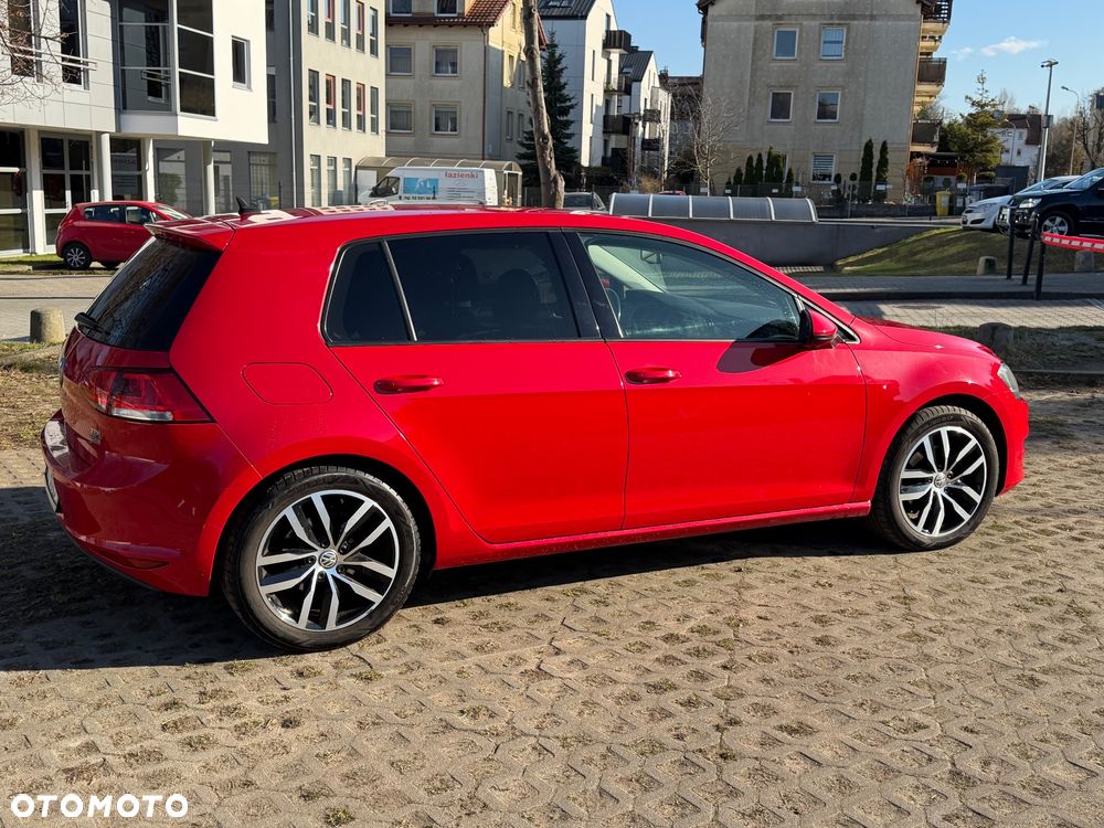 Volkswagen Golf 1.6 TDI BlueMotion Technology DSG Comfortline - 4