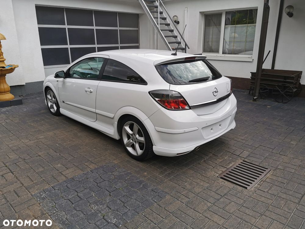Opel Astra 1.8 Sport - 9