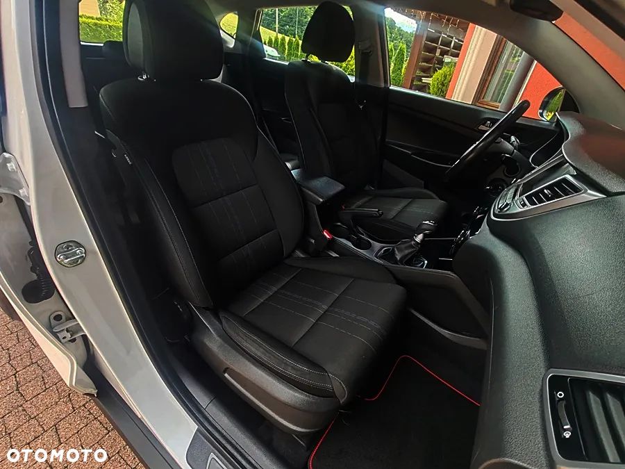 Hyundai Tucson 1.6 Turbo 2WD Style - 33