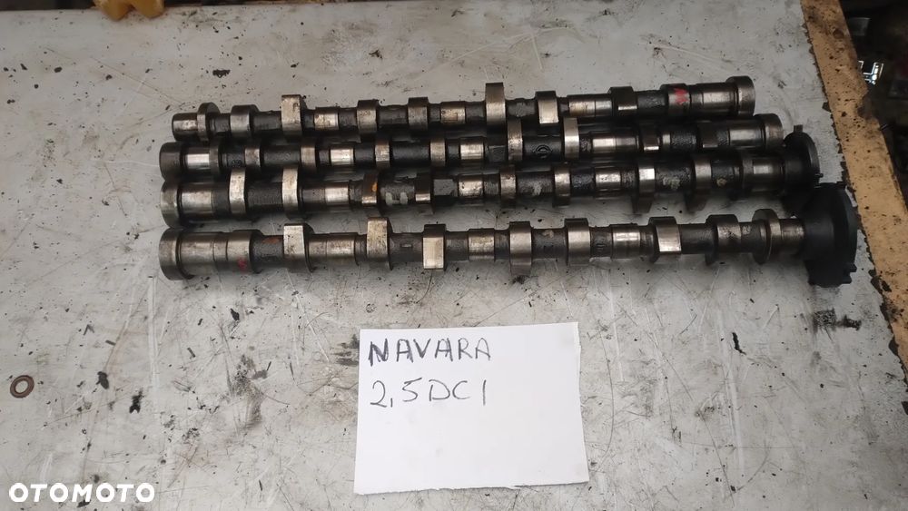 NISSAN NAVARA YD25 2,5 DCI wałek rozrzadu - 1