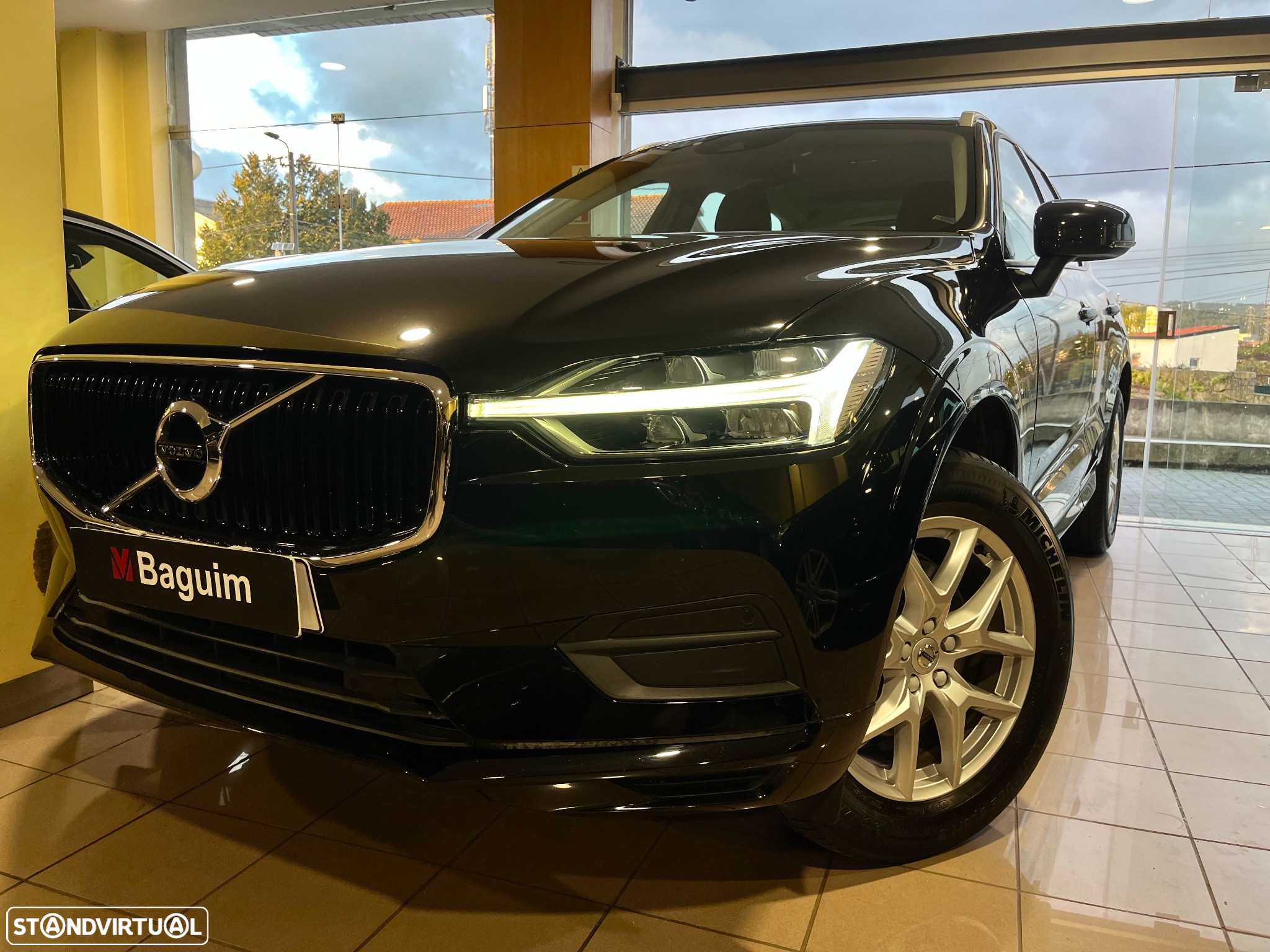 Volvo XC 60 2.0 D4 Momentum AWD Geartronic - 3