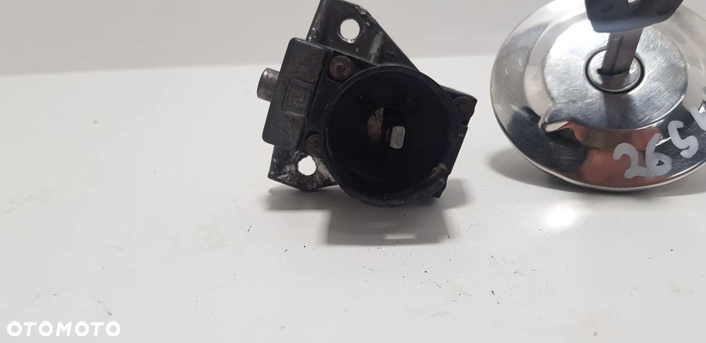 Yamaha YBR 125 Stacyjka Wlew Kluczyk Zamek - 2