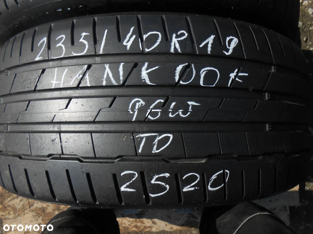 OPONY 235/40R19 HANKOOK VENTUS S1 EVO3 TO DOT 2520 7MM - 2