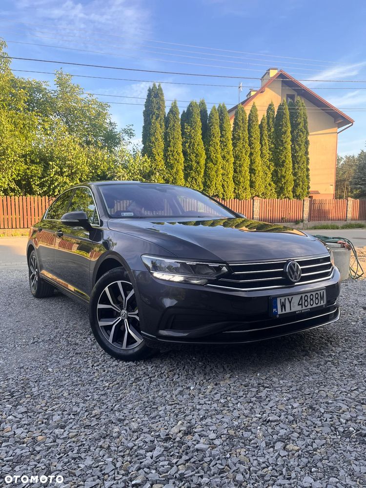 Volkswagen Passat 2.0 TSI Business DSG - 2
