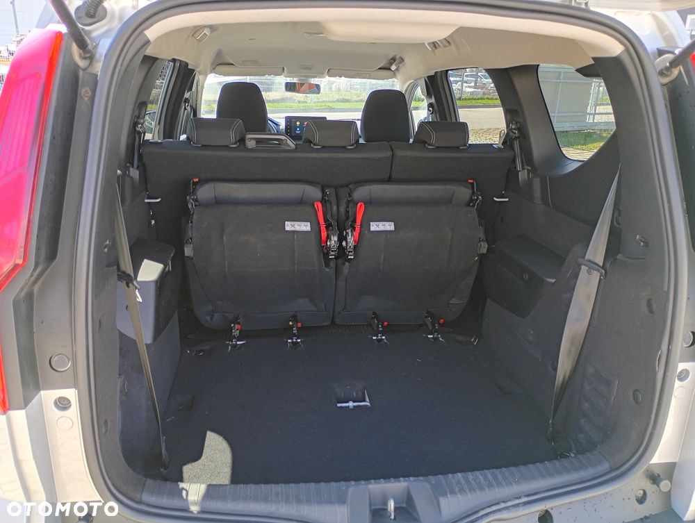 Dacia Jogger 1.0 TCe Comfort 7os - 21