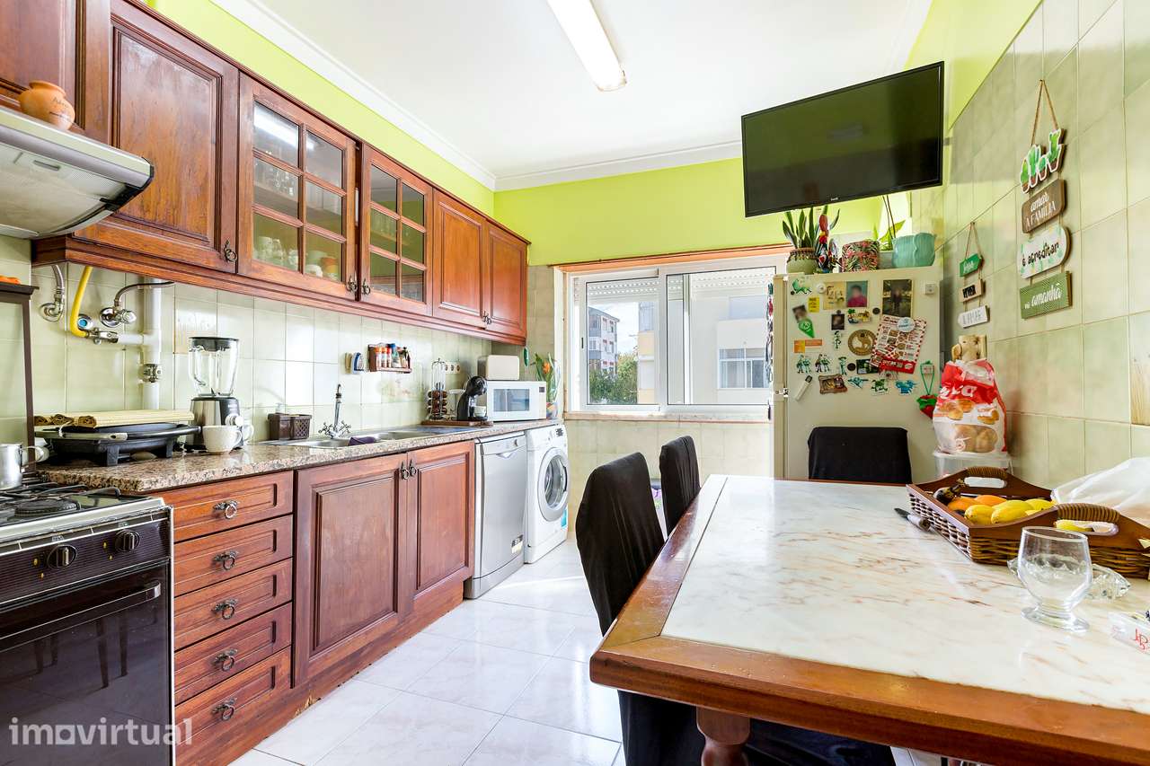 Apartamento T2, Amora - Grande imagem: 5/15