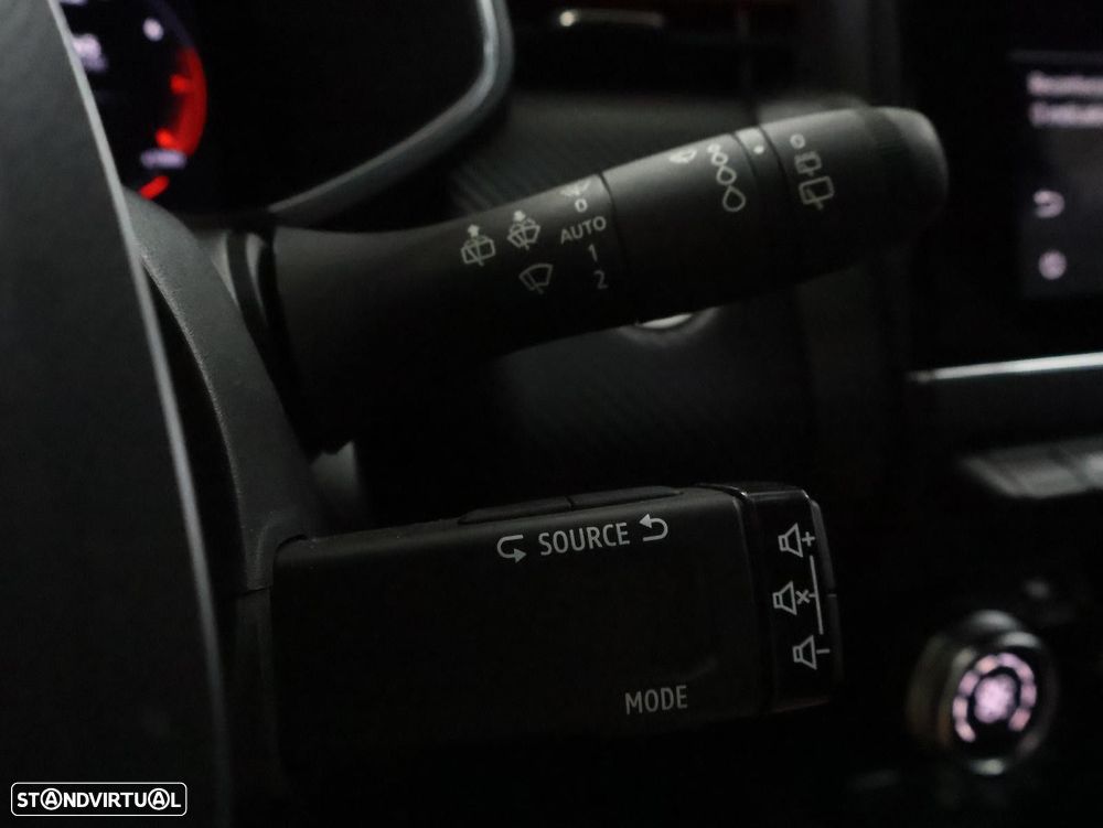 Renault Clio 1.0 TCe RS Line - 18