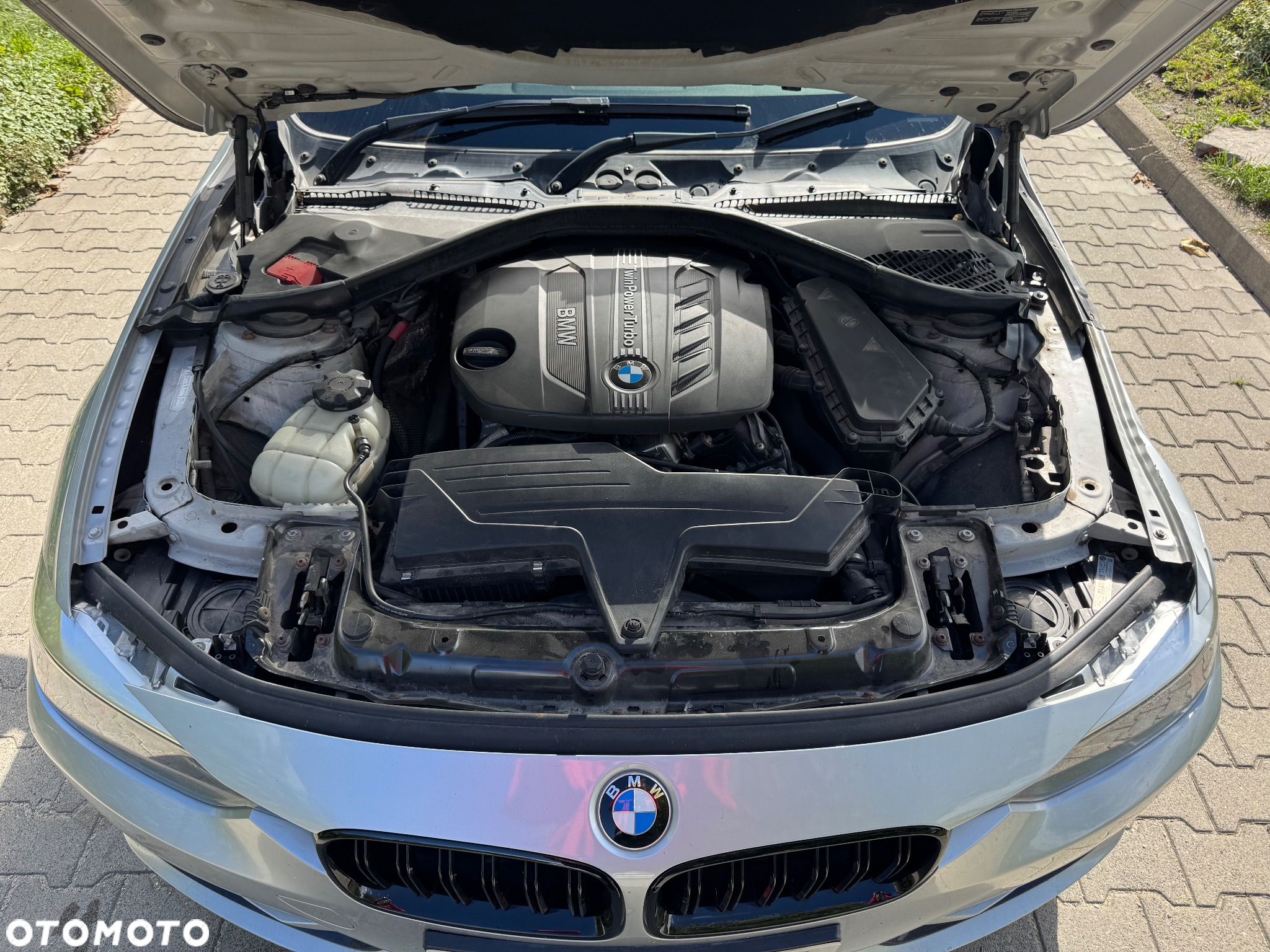 BMW Seria 3 318d Sport Line - 10