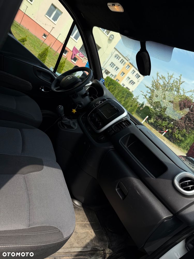Renault Trafic - 10