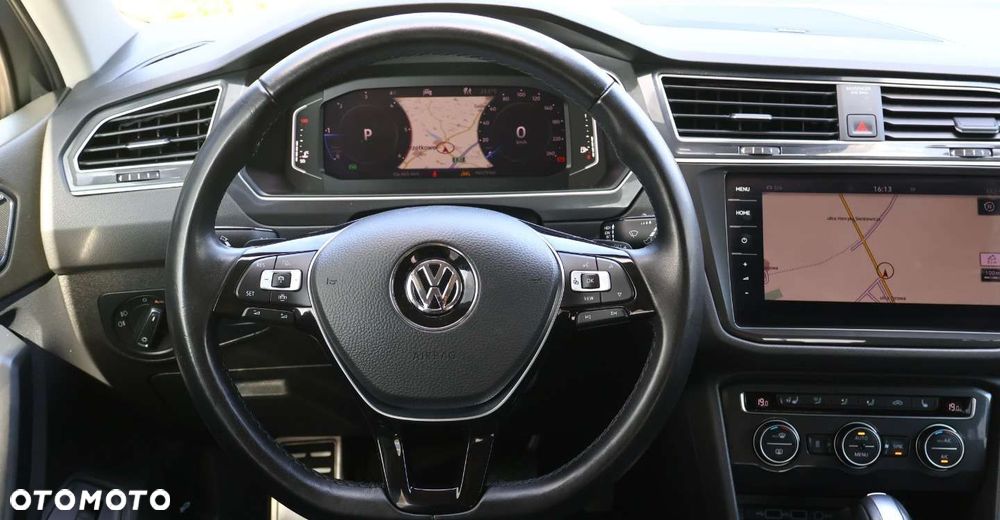 Volkswagen Tiguan - 19