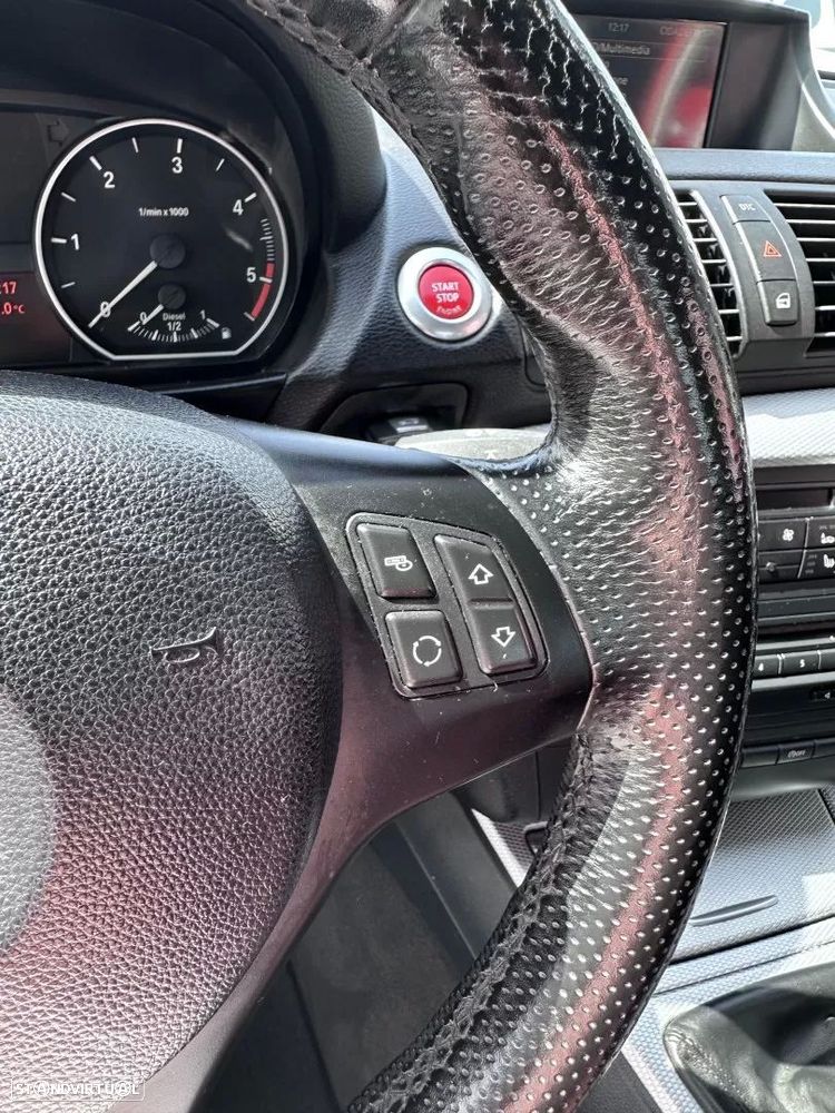 BMW 120 d Limited Edition Lifestyle c/ M Sport Pack - 36