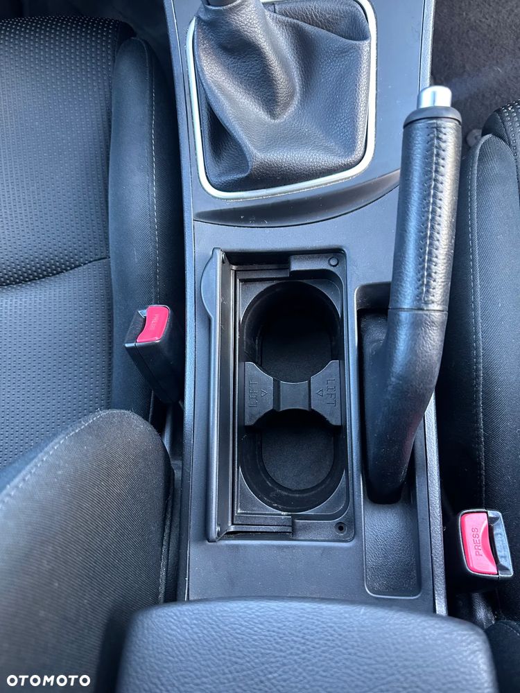 Mazda 3 - 12