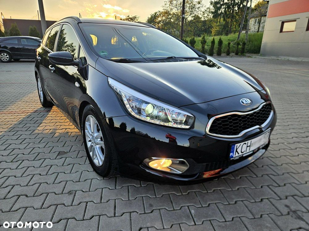 Kia Ceed 1.4 Business Line - 12