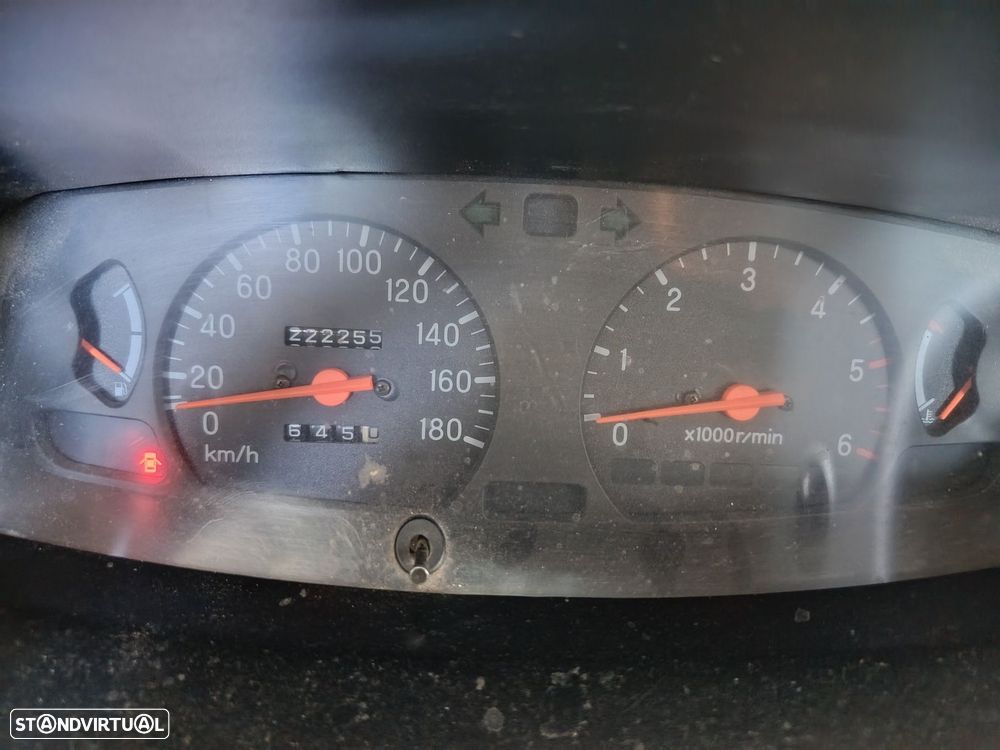 Mitsubishi L200 2.5 TD CD - 8