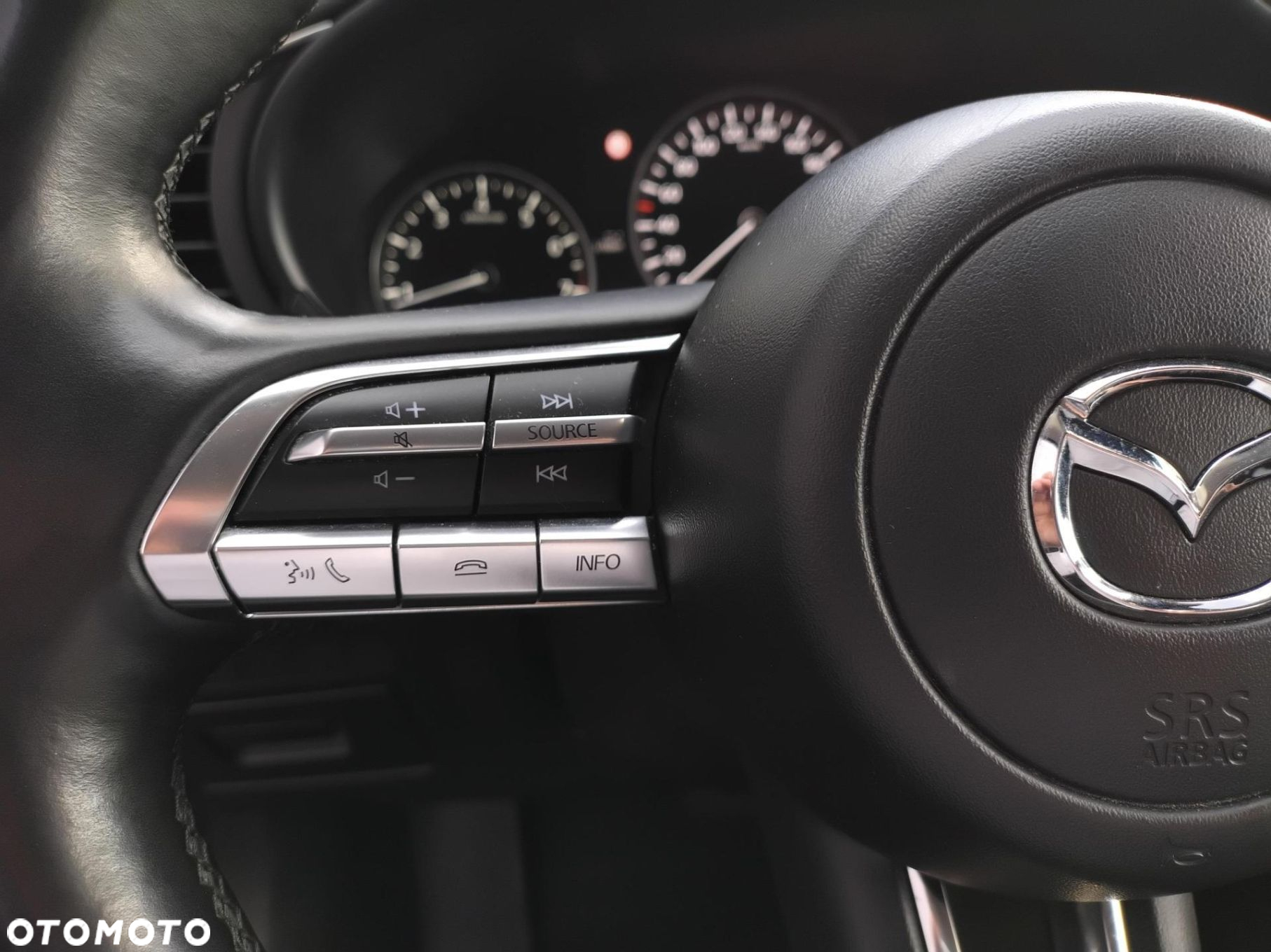 Mazda 3 - 12